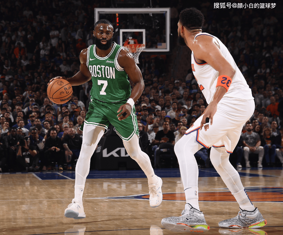 NBA季后赛倒计时；纽约尼克斯转会期内部沟通；细节引发关注；态度坚定；球队文化再被提及的简单介绍